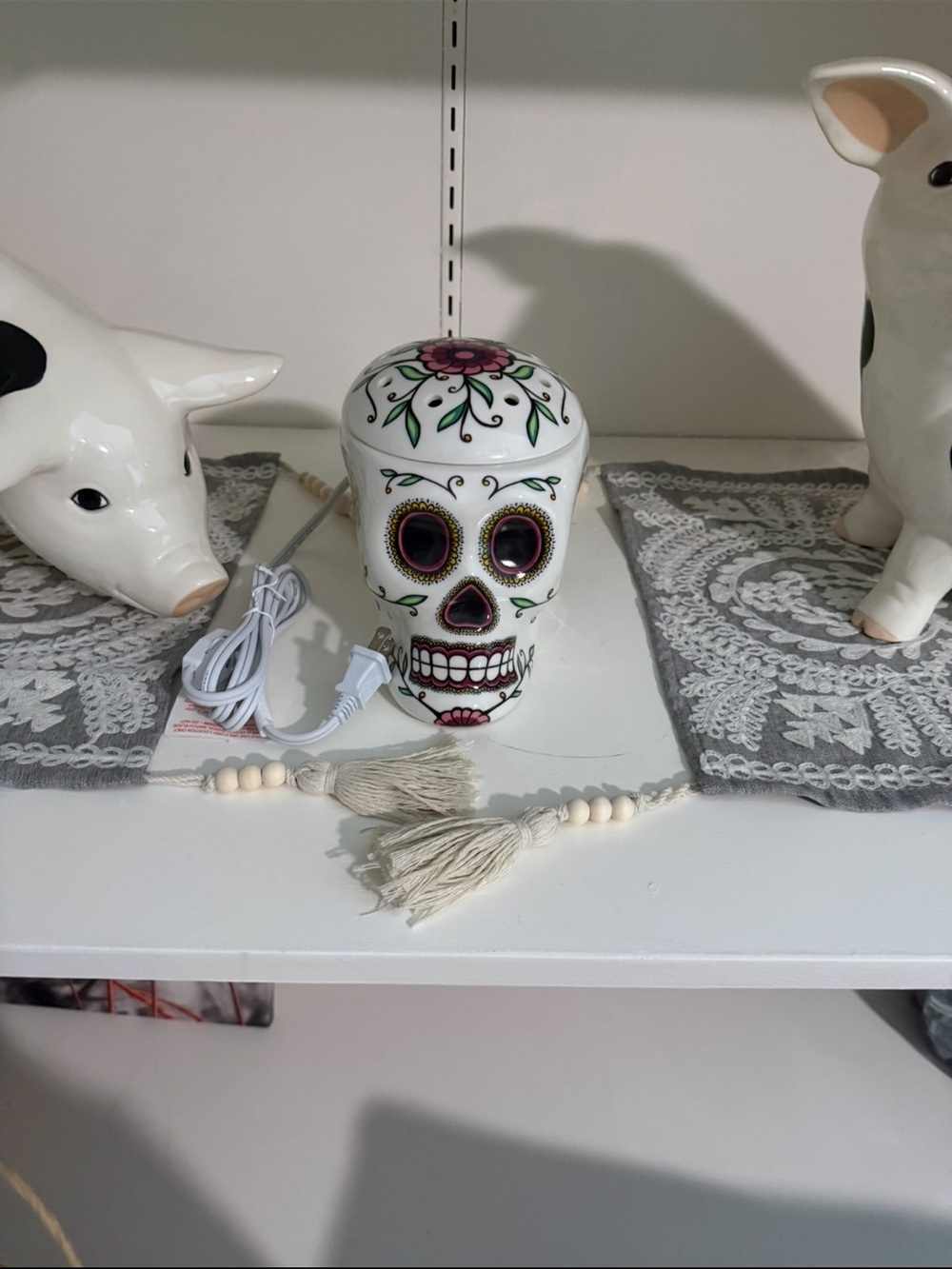 NEW Scentsy Warmer Day of the Dead. New without box